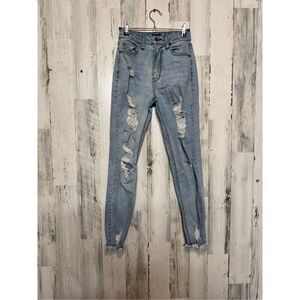 Material girl Women’s Distressed Skinny Jeans Size 3 Light Wash Raw Hem Stretch